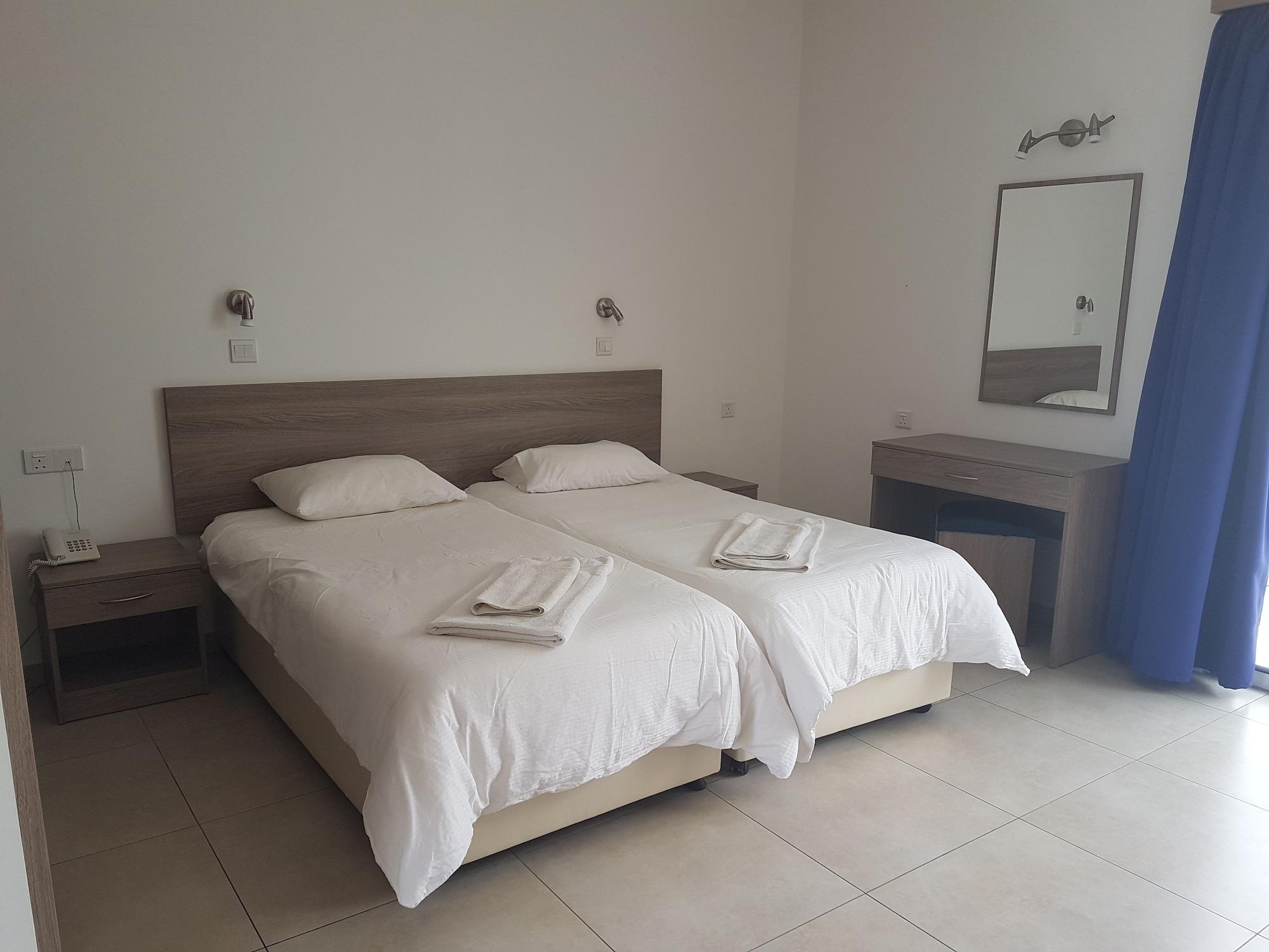 Cosmelenia Aparthotel Agia Napa